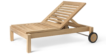 AH604 Outdoor Lounger by Carl Hansen - view 2